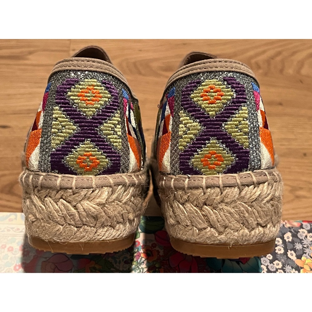 Johnny Was Madrid Espadrille Womens 9.5 Silver Multi Floral Embroidered Metallic - Picture 14 of 16